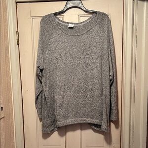 Cozy Heather Gray Women's Sweatshirt